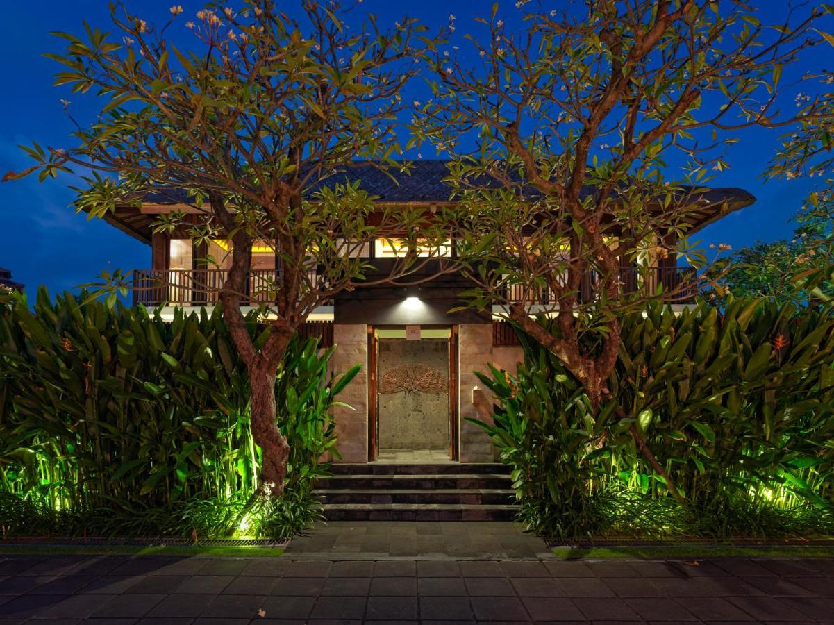 Отель The Legian Seminyak, Bali Экстерьер фото