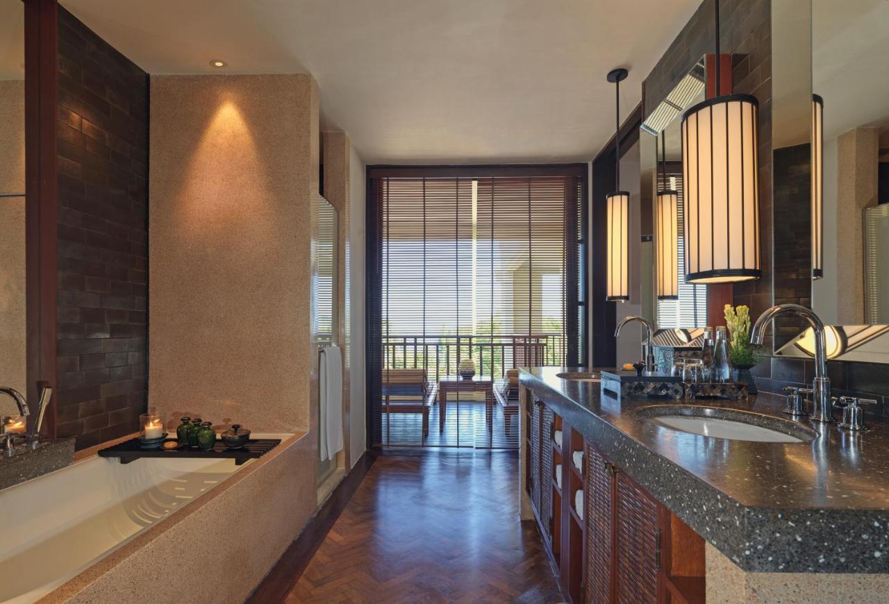 Отель The Legian Seminyak, Bali Экстерьер фото
